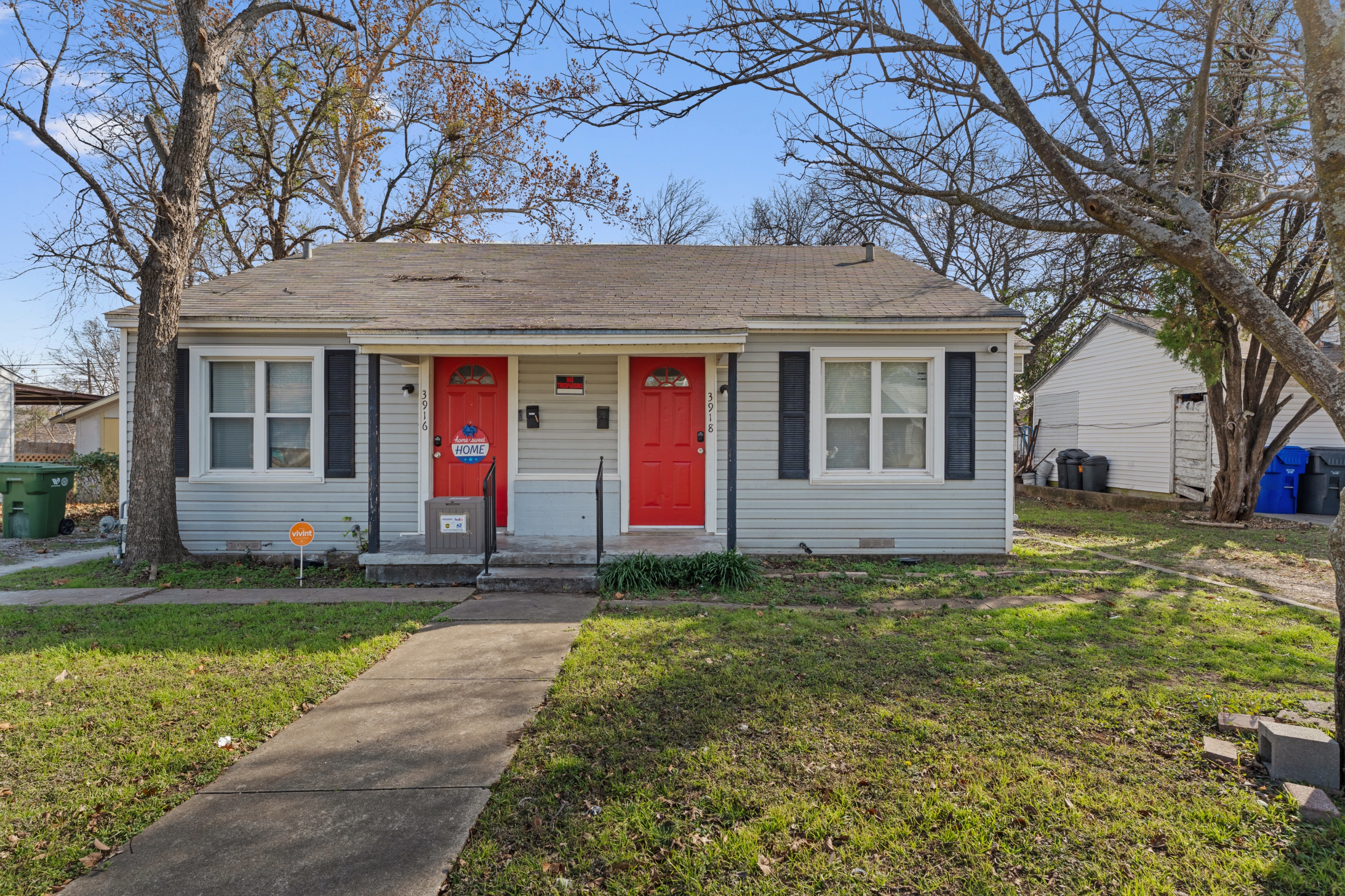 3916 Homan Avenue - 3916