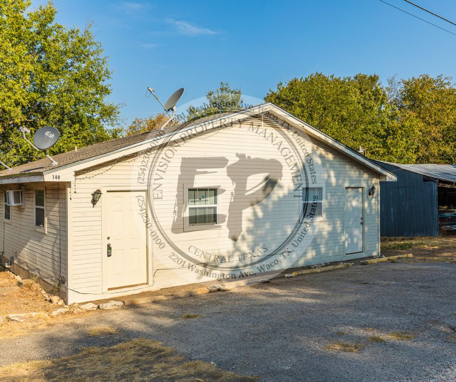 140 County Road 1604