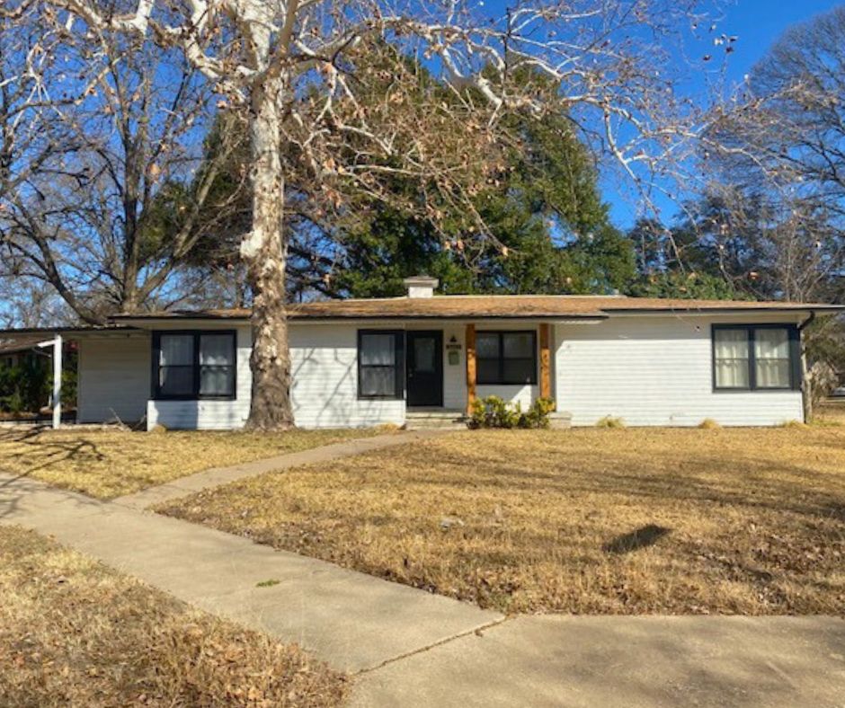 3601 East Brookview Drive