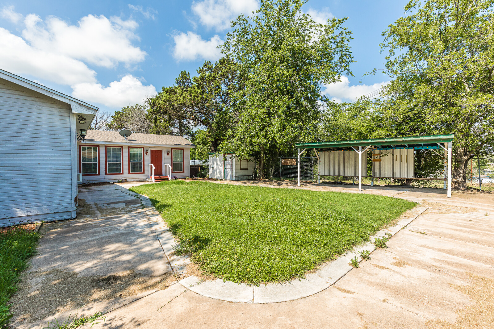 113 B County Road 1604